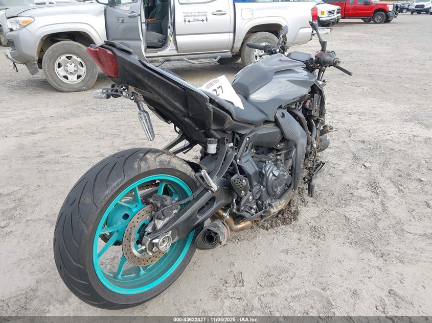 JYARM32E5NA004077 2022 YAMAHA MT photo no. 4