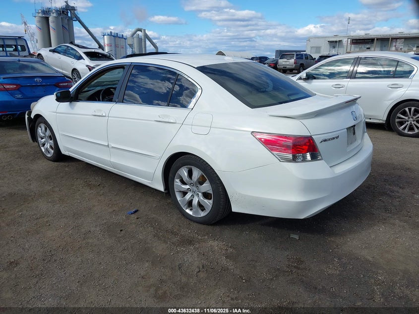 1HGCP26808A027014 2008 HONDA ACCORD photo no. 3