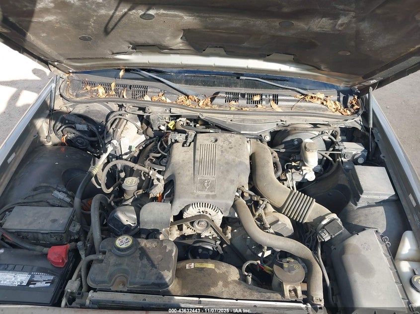 2003 Mercury Grand Marquis Ls VIN: 2MEFM75W43X695592 Lot: 43632443