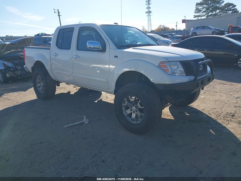 NISSAN FRONTIER SL