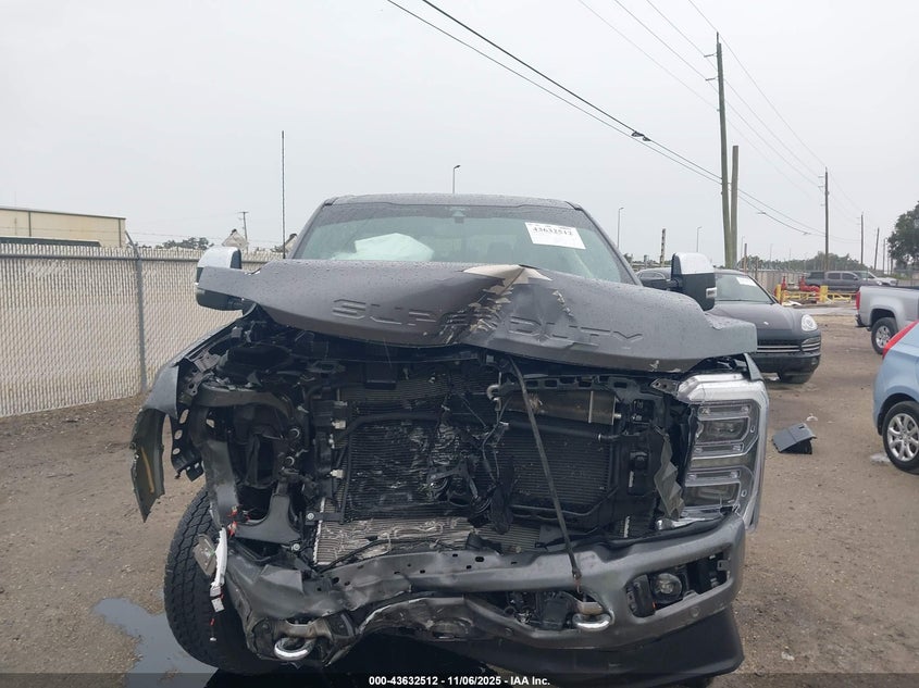 2024 Ford F-250 Platinum VIN: 1FT8W2BTXRED45041 Lot: 43632512