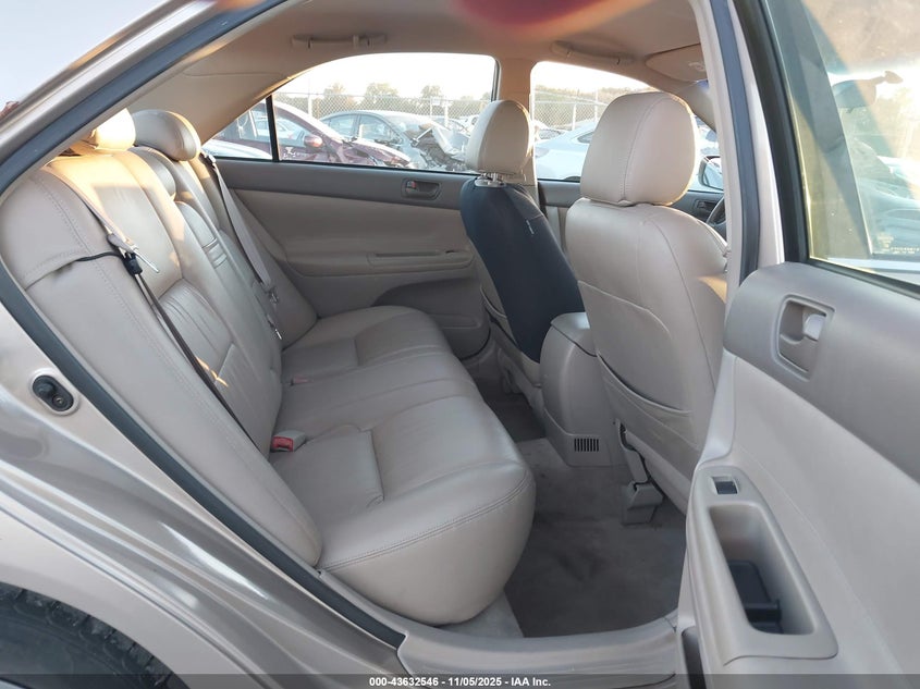 4T1BE32K93U154676 2003 TOYOTA CAMRY photo no. 8