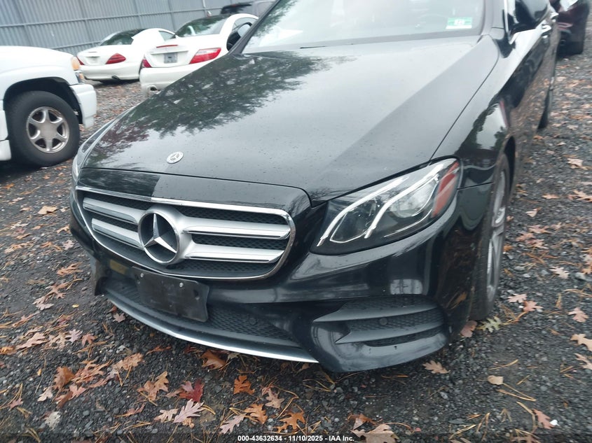 2018 Mercedes-Benz E 300 4Matic VIN: WDDZF4KB6JA370575 Lot: 43632634