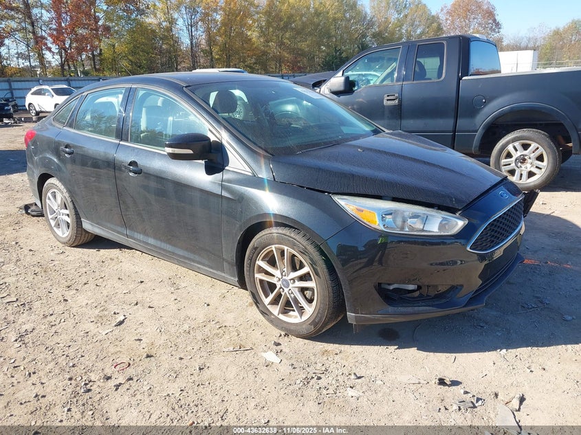 2015 FORD FOCUS SE - 1FADP3F21FL372385