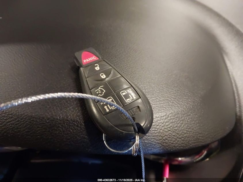 2016 Chrysler Town & Country Touring VIN: 2C4RC1BGXGR296417 Lot: 43632673