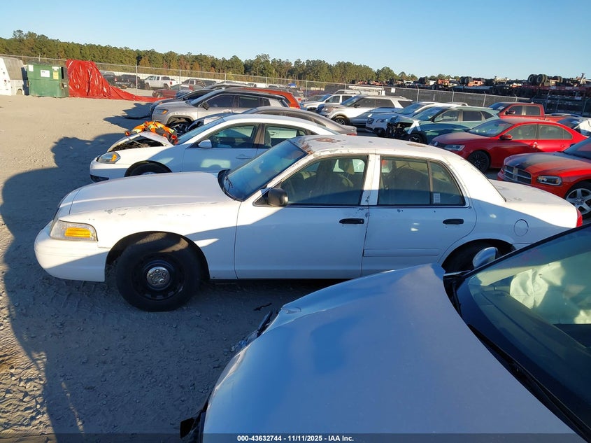 2004 Ford Crown Victoria Police VIN: 2FAFP71W64X116060 Lot: 43632744