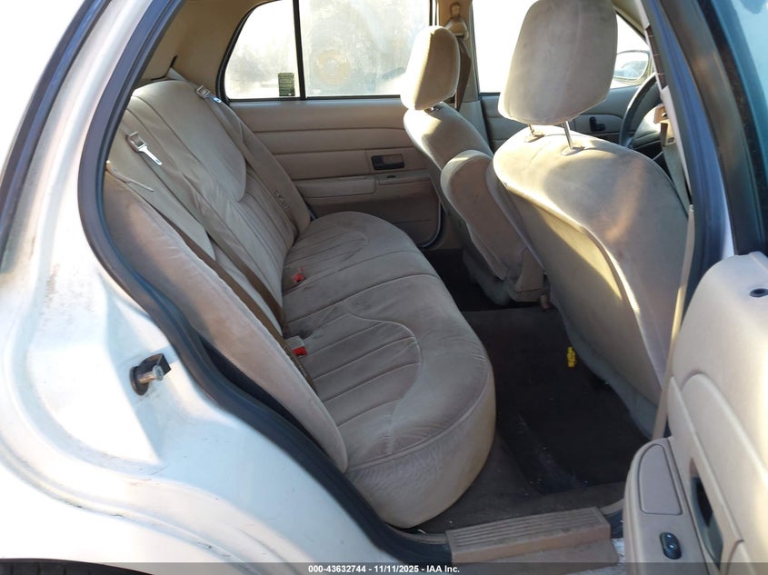 2004 Ford Crown Victoria Police VIN: 2FAFP71W64X116060 Lot: 43632744