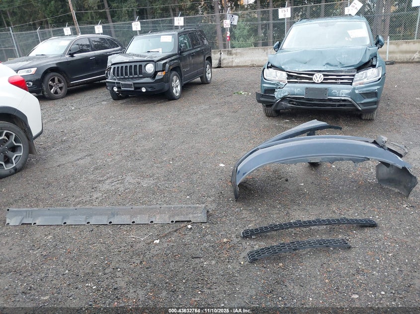 2006 Scion Xb VIN: JTLKT334164082696 Lot: 43632764