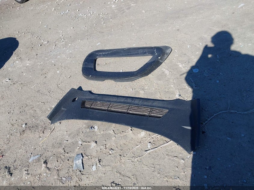 2023 Tesla Model Y Performance Dual Motor All-Wheel Drive VIN: 7SAYGDEFXPF942896 Lot: 43632781