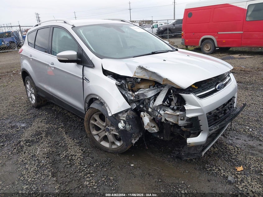 FORD ESCAPE TITANIUM