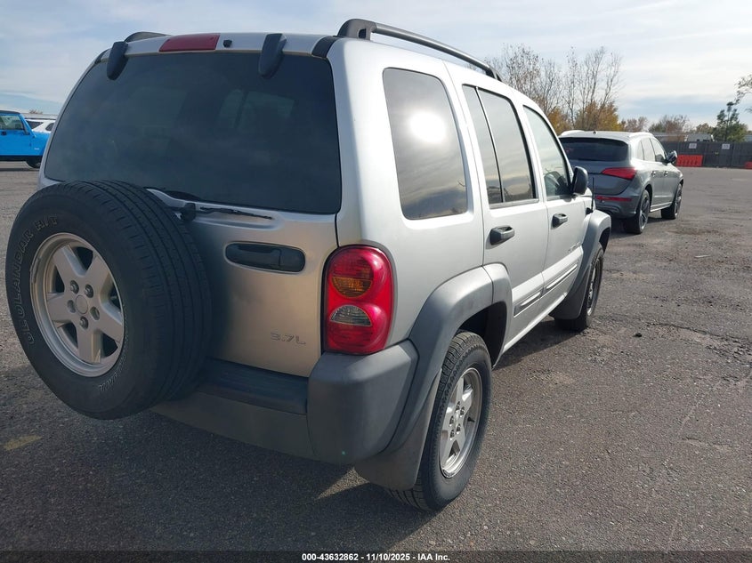 1J4GL48K83W625907 2003 JEEP LIBERTY (NORTH AMERICA) photo no. 4