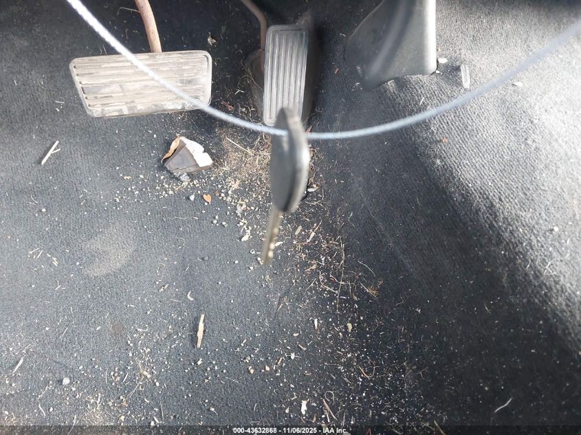 2002 GMC Sierra 1500 Sl VIN: 1GTEC14V32Z173311 Lot: 43632868