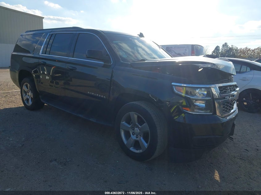 CHEVROLET SUBURBAN LT