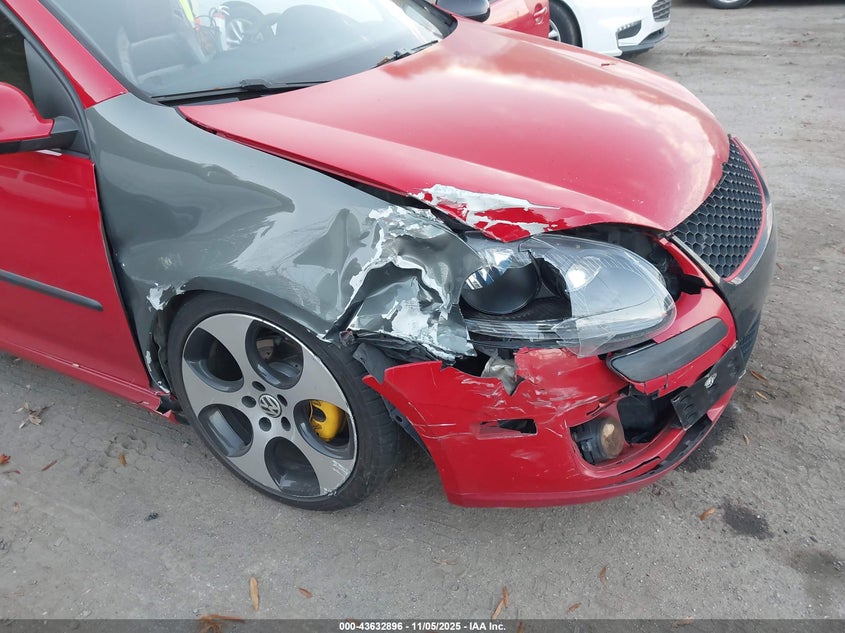 2007 Volkswagen Rabbit 2-Door VIN: WVWAR71K37W111488 Lot: 43632896