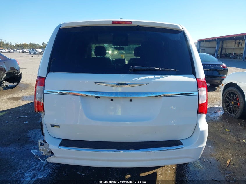 2016 Chrysler Town & Country Touring VIN: 2C4RC1BG4GR156055 Lot: 43632965