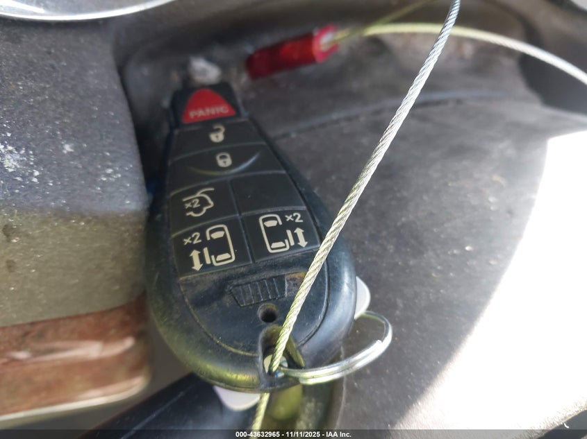 2016 Chrysler Town & Country Touring VIN: 2C4RC1BG4GR156055 Lot: 43632965