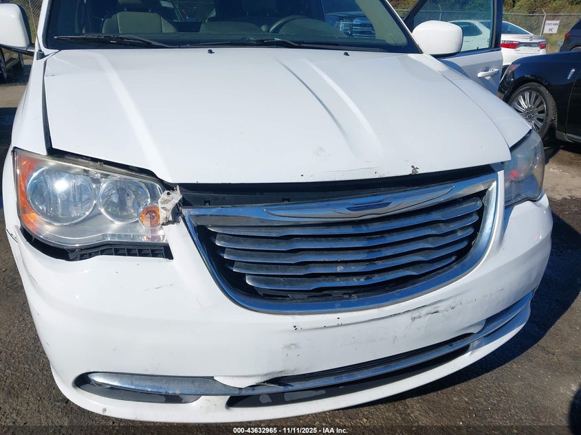 2016 Chrysler Town & Country Touring VIN: 2C4RC1BG4GR156055 Lot: 43632965