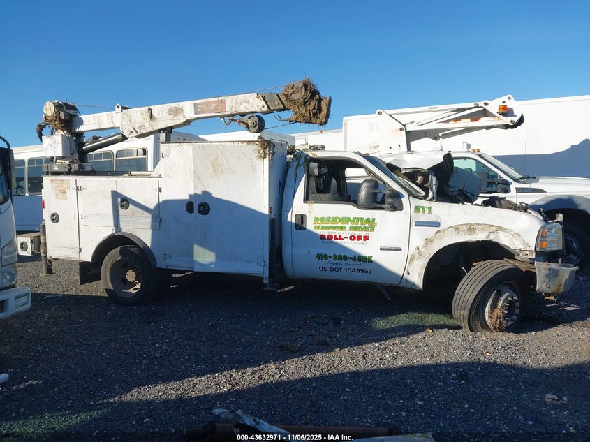 2007 Ford F-550 Chassis Xl/Xlt VIN: 1FDAF57PX7EA62131 Lot: 43632971