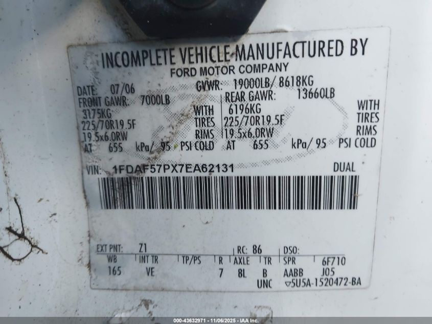 2007 Ford F-550 Chassis Xl/Xlt VIN: 1FDAF57PX7EA62131 Lot: 43632971