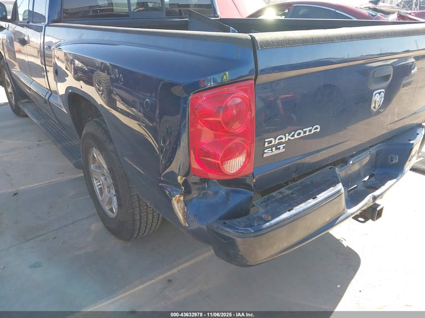 2007 Dodge Dakota Slt VIN: 1D7HE42K47S165760 Lot: 43632978