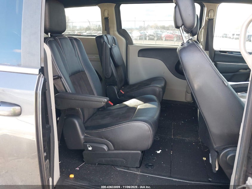 2019 DODGE GRAND CARAVAN SXT 2C4RDGCG2KR758959