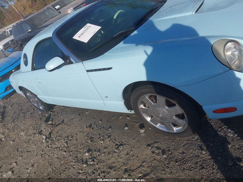 2003 Ford Thunderbird VIN: 1FAHP60A03Y101660 Lot: 43633153