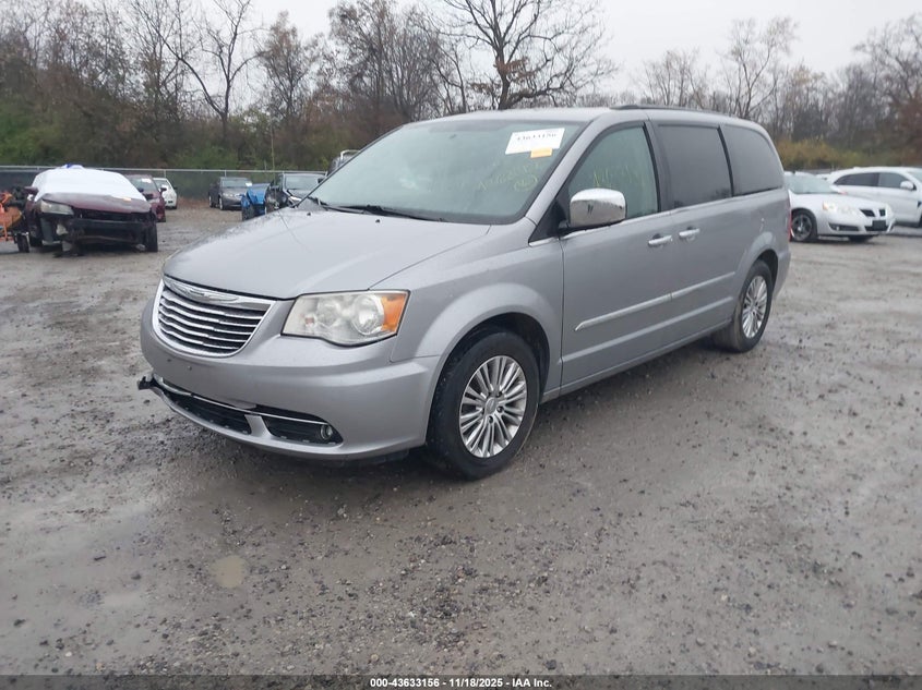 2C4RC1CG1DR677678 2013 CHRYSLER TOWN & COUNTRY photo no. 2
