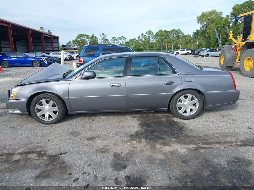 2007 Cadillac Dts V8 VIN: 1G6KD57YX7U163895 Lot: 43633185
