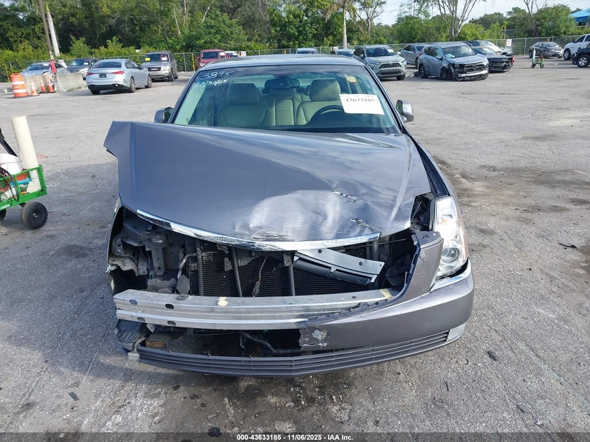 2007 Cadillac Dts V8 VIN: 1G6KD57YX7U163895 Lot: 43633185