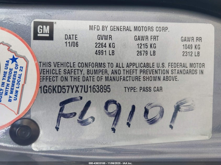 2007 Cadillac Dts V8 VIN: 1G6KD57YX7U163895 Lot: 43633185