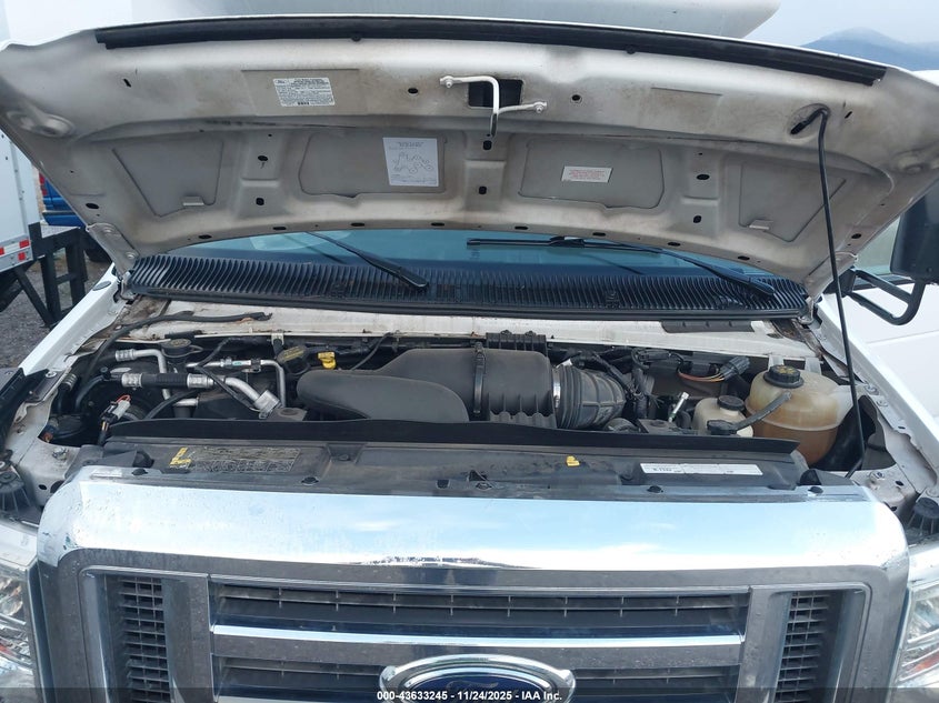 2011 Ford E-350 Cutaway VIN: 1FDEE3FL3B0436184 Lot: 43633245