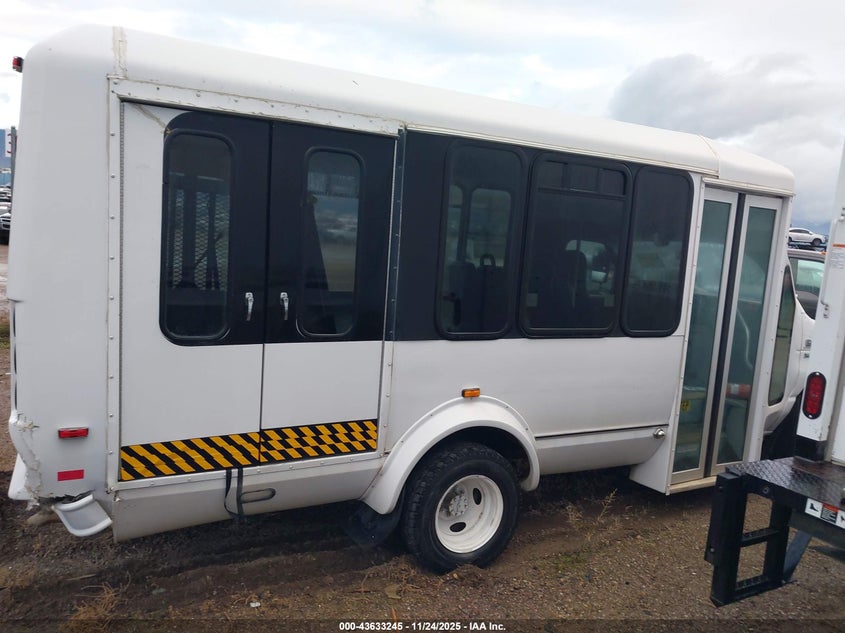 2011 Ford E-350 Cutaway VIN: 1FDEE3FL3B0436184 Lot: 43633245