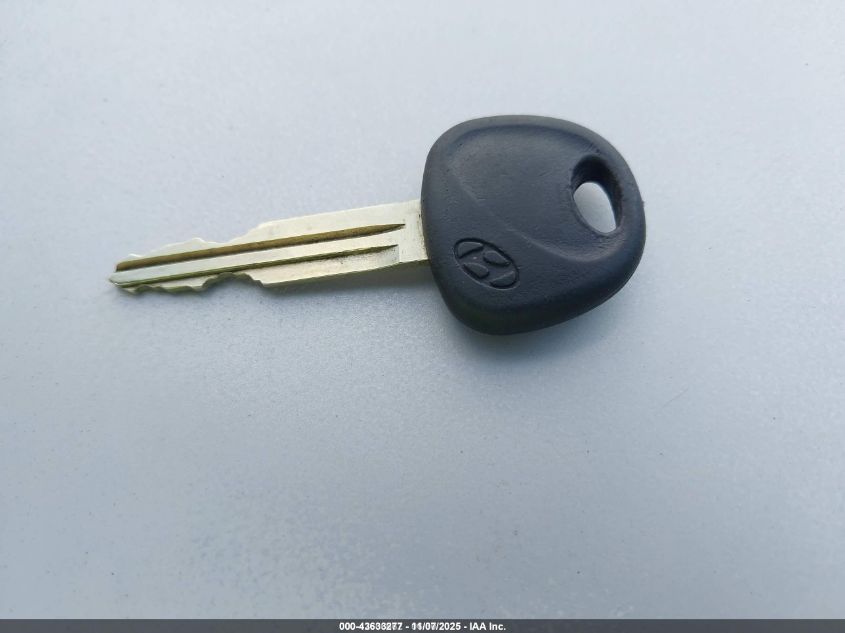 2005 Hyundai Elantra Gls/Gt VIN: KMHDN46D15U096284 Lot: 42606662