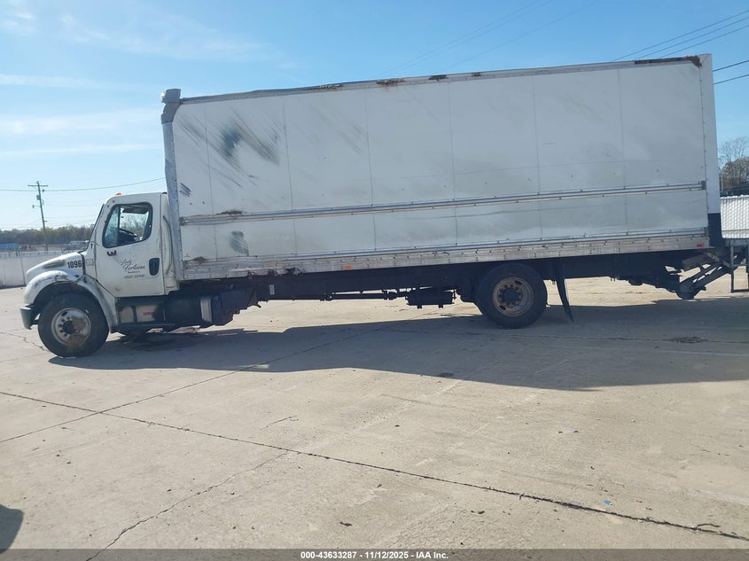 2020 Freightliner M2 106