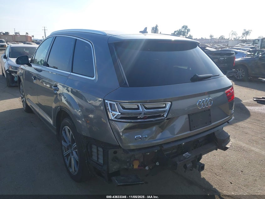 2017 Audi Q7 3.0T Premium VIN: WA1LAAF71HD021667 Lot: 43633346