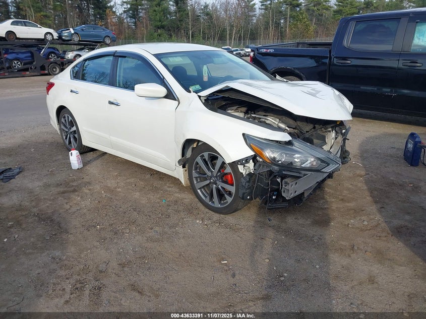 NISSAN ALTIMA 2.5 SR