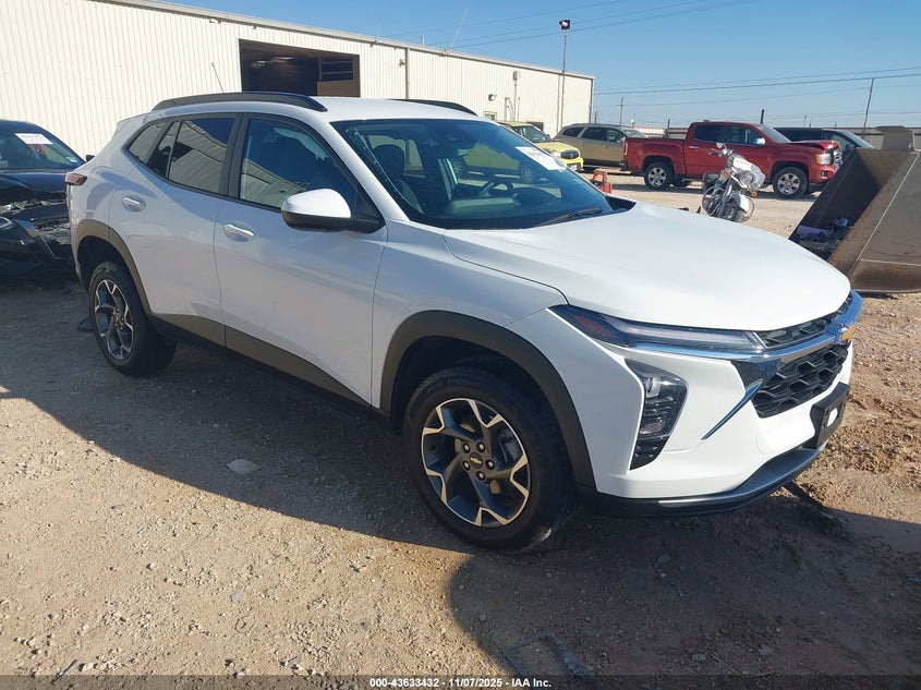 CHEVROLET TRAX FWD LT