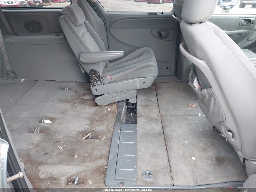 2005 Dodge Grand Caravan Sxt VIN: 2D4GP44L05R435073 Lot: 43633448