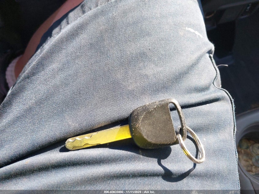 2005 Honda Odyssey Ex-L VIN: 5FNRL38655B036820 Lot: 43633450