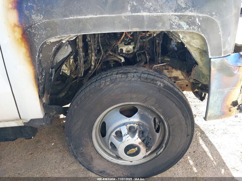 2016 Chevrolet Silverado 3500Hd Chassis Wt VIN: 1GB3CYC81GF111933 Lot: 43633454