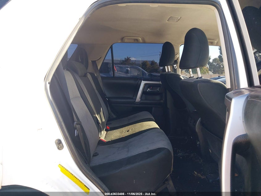 2014 TOYOTA 4RUNNER SR5 - JTEBU5JR5E5182632