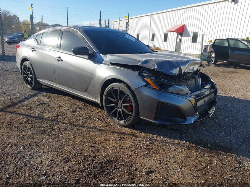 NISSAN ALTIMA SR INTELLIGENT AWD