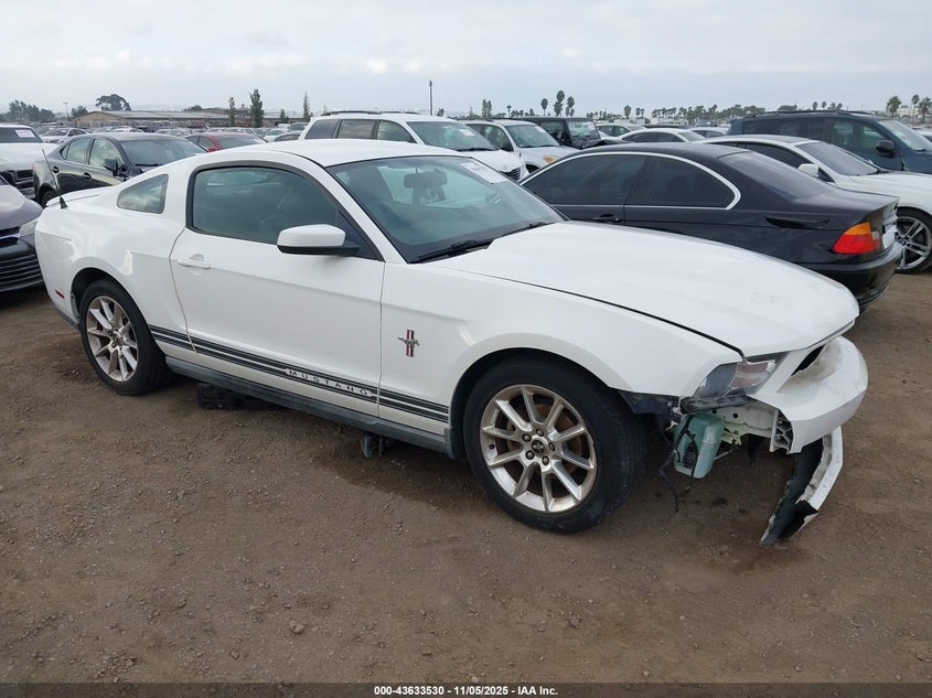 FORD MUSTANG V6 PREMIUM