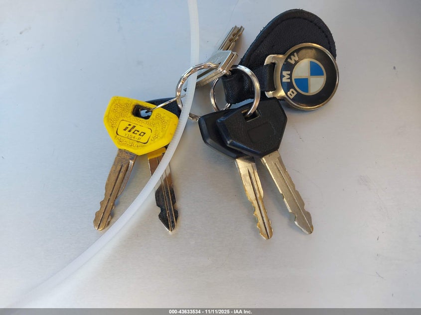 1992 Dodge Spirit VIN: 1B3XA4638NF245719 Lot: 43633534