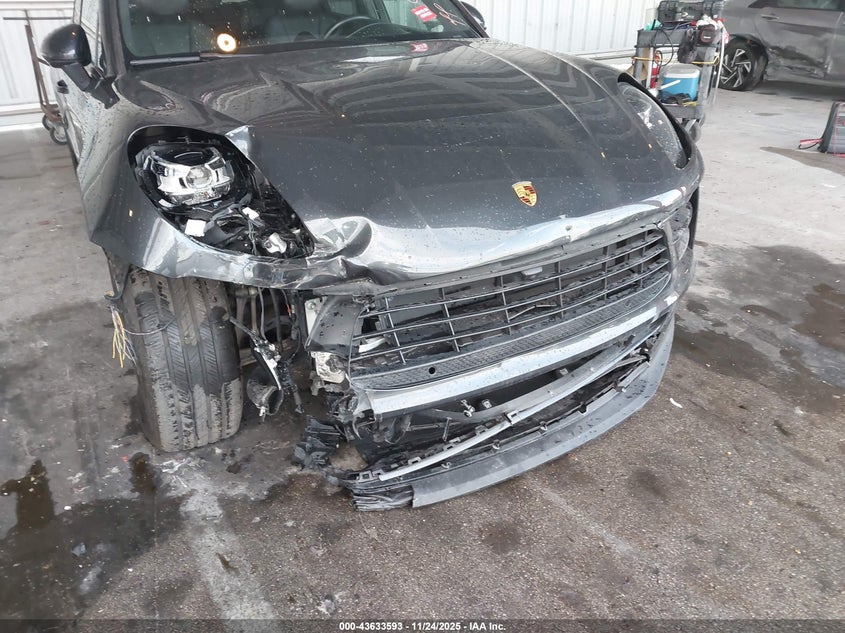 VIN WP1AA2A53MLB11815 2021 PORSCHE MACAN