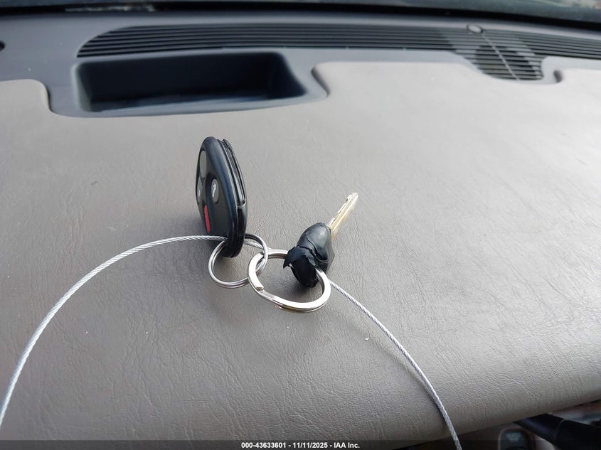 2001 Buick Park Avenue VIN: 1G4CW54K614126907 Lot: 43633601