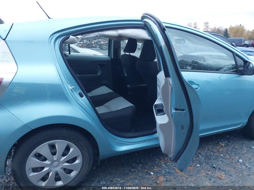 2014 Toyota Prius C Two VIN: JTDKDTB34E1059012 Lot: 43633614