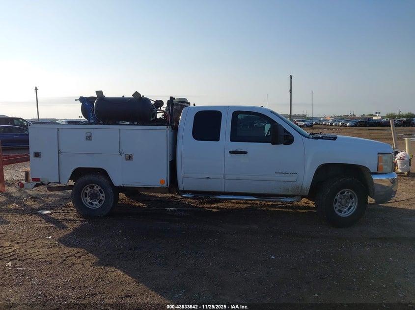 2010 Chevrolet Silverado 2500Hd Lt VIN: 1GC5KXBG8AZ235942 Lot: 43633642