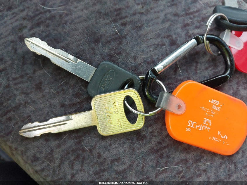 1996 Ford Taurus Gl VIN: 1FALP52U3TG166939 Lot: 43633645