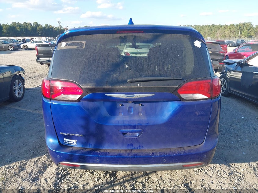 2018 Chrysler Pacifica Touring Plus VIN: 2C4RC1FG2JR227982 Lot: 43633650
